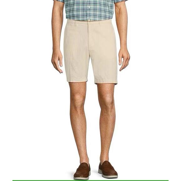 Roundtree & Yorke Other - Roundtree & Yorke Flat Front 8" Inseam Shorts - NWT (New)